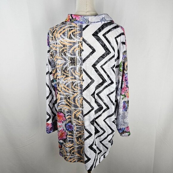 Shana XXL Snap Up Blouse Floral and Chevron Prints Boho Maximalism Artsy - Picture 2 of 12